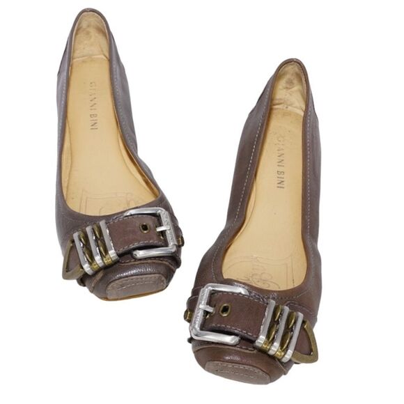 Gianni Bini Square Toe Buckle Flats, Size 6 - Picture 1 of 8